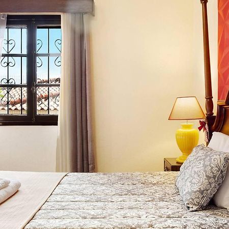 Suites Pinto Coelho Канису Экстерьер фото